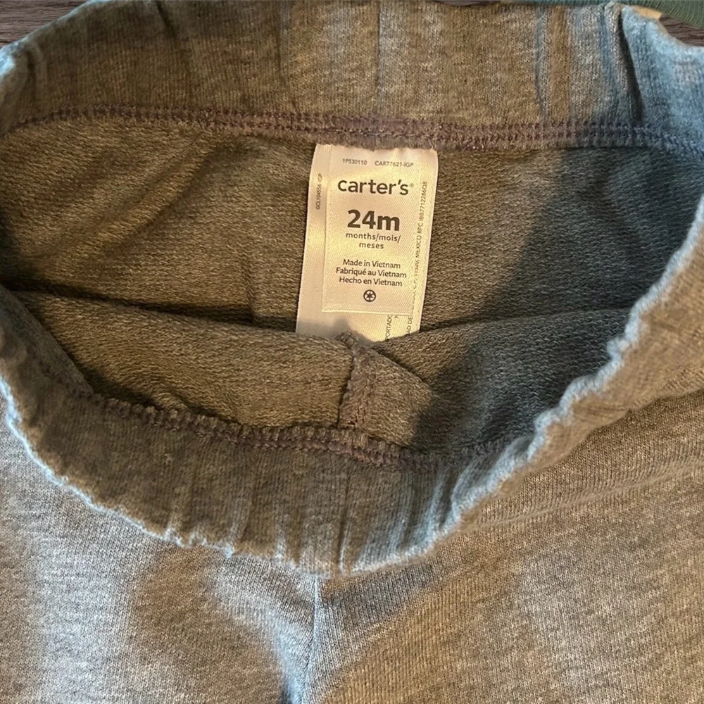 Carter's Gray Baby Outfit - Picture 5 of 5